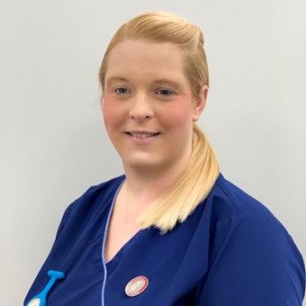 Lisa Owen RVN - Veterinary Nurse